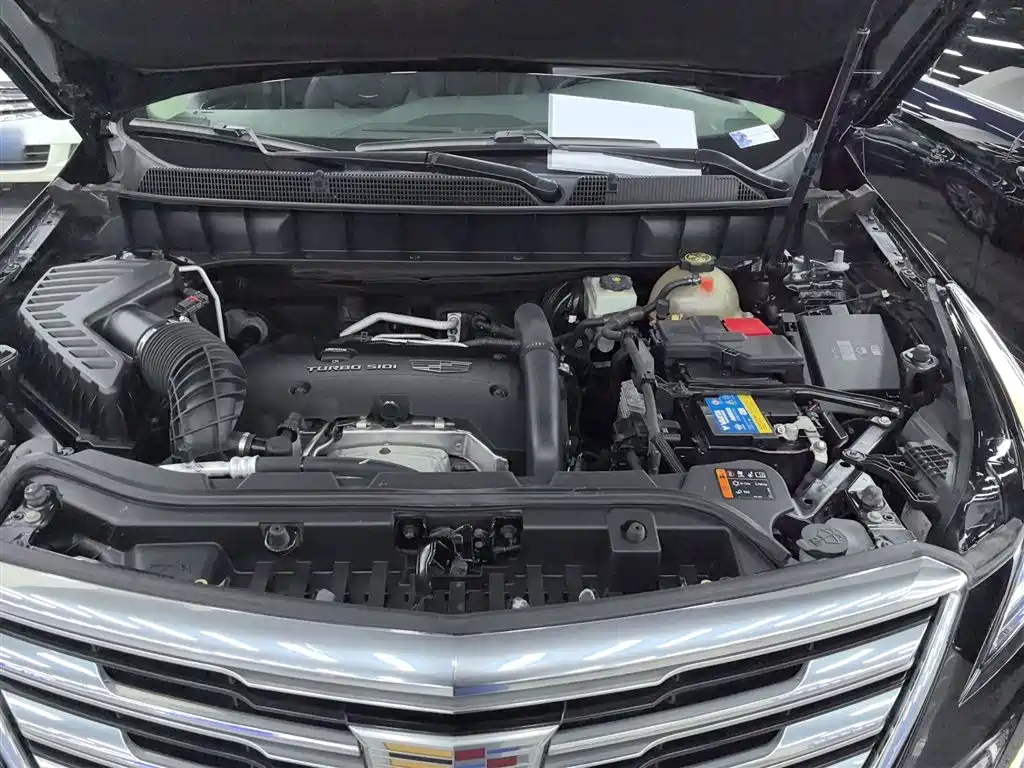 Cadillac XT5 2016 28T AWD Luxury Model фото 16