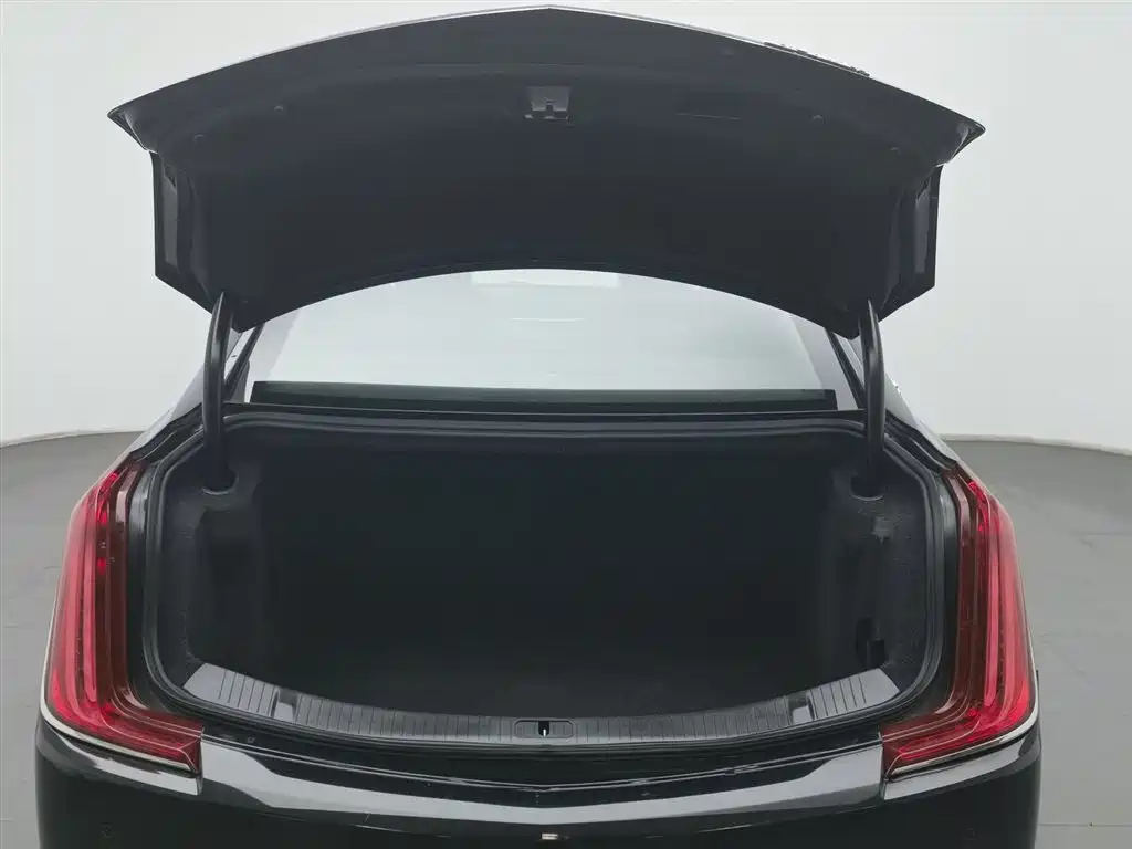 Cadillac XTS 2018 28T Technology фото 16