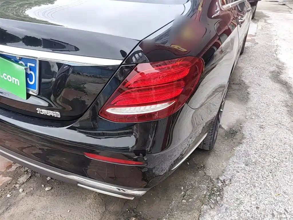 Mercedes-Benz E-Class 2020 E 300 L Luxury Model фото 8