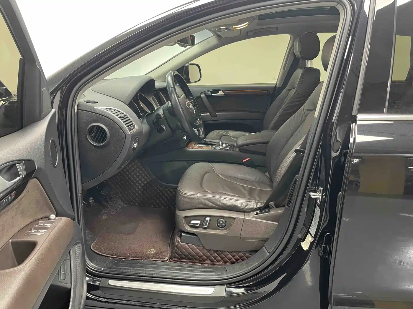 Audi Q7 2014 35 TFSI Progressive фото 10