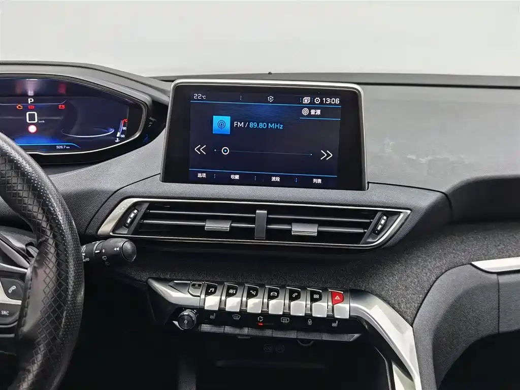 Peugeot 5008 2017 380THP 7-seat Luxury Edition фото 12