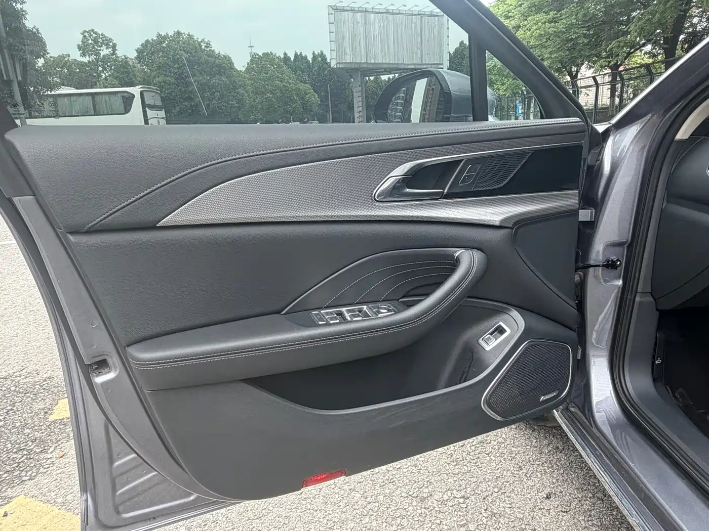 Hongqi H5 2023 2.0T Auto Smart Connect Flagship фото 7
