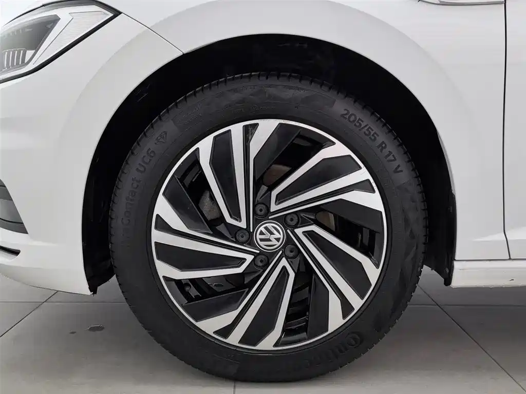 Volkswagen Sagitar 2021 280TSI DSG Luxury Smart Connect фото 17