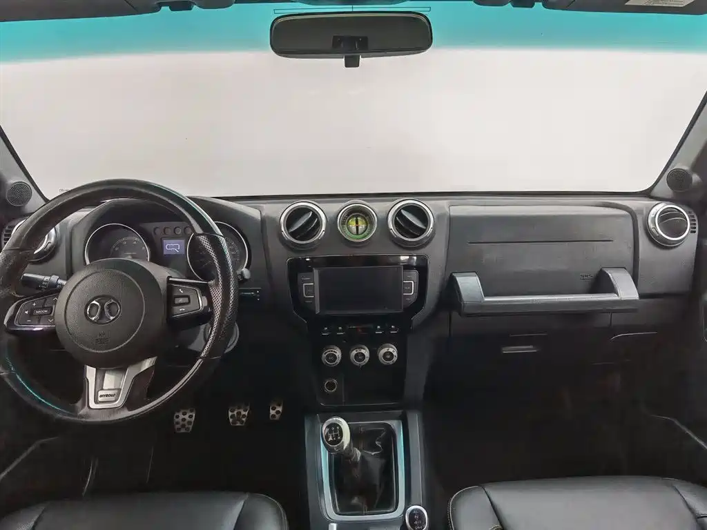 BAIC ORV Beijing Offroad BJ40 2016 Model 40L 2.0T Manual 4WD Premium фото 5