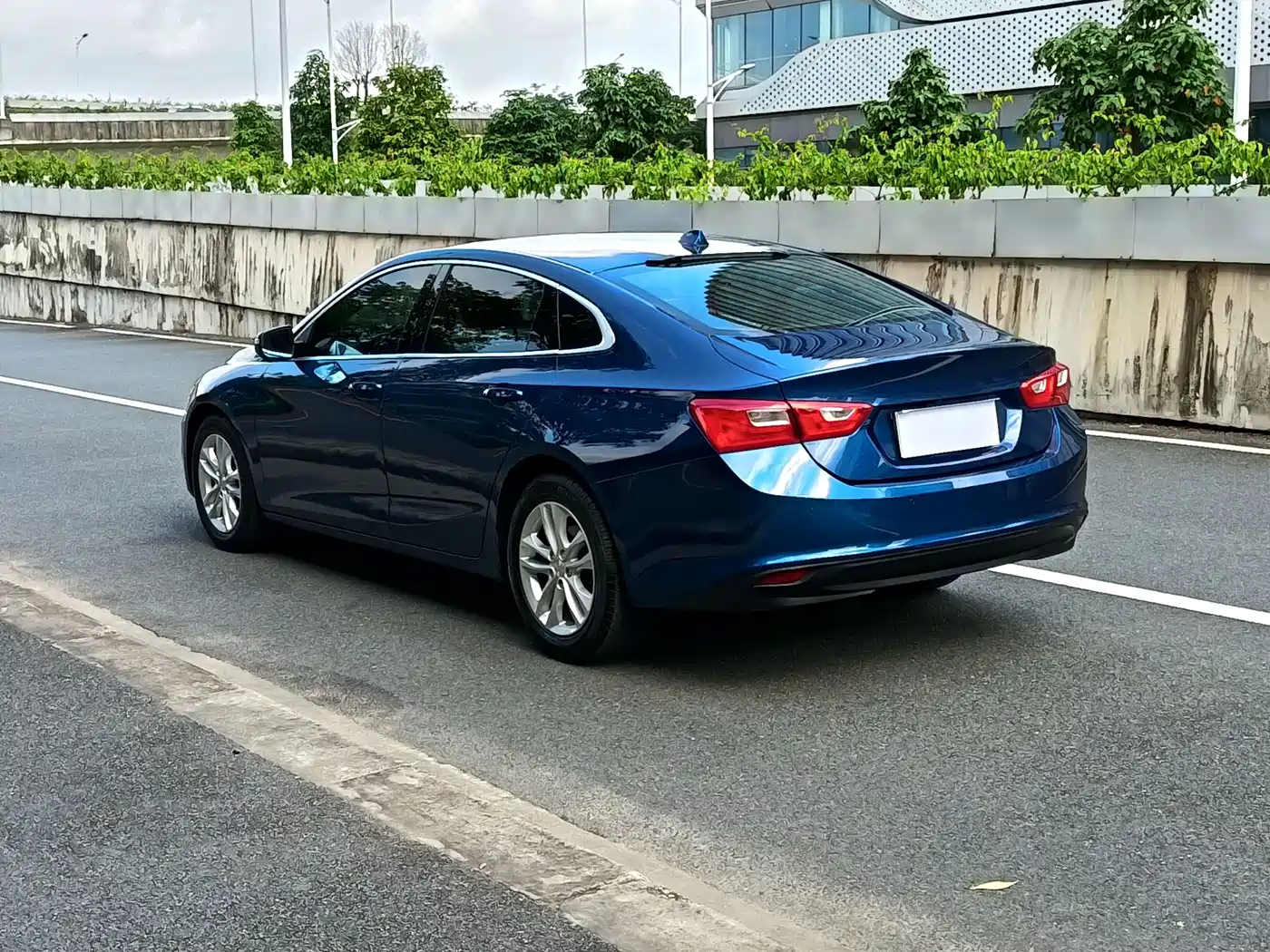 Chevrolet Malibu XL 2017 1.5T Auto Sport Edition фото 6