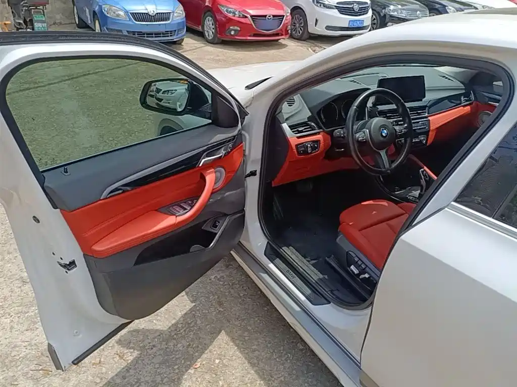 BMW X2 2021 Facelift sDrive25i M Off-Road Package фото 16