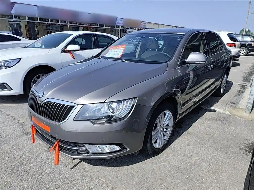 Škoda Superb 2013 1.8TSI Automatic Elegance Edition фото 2