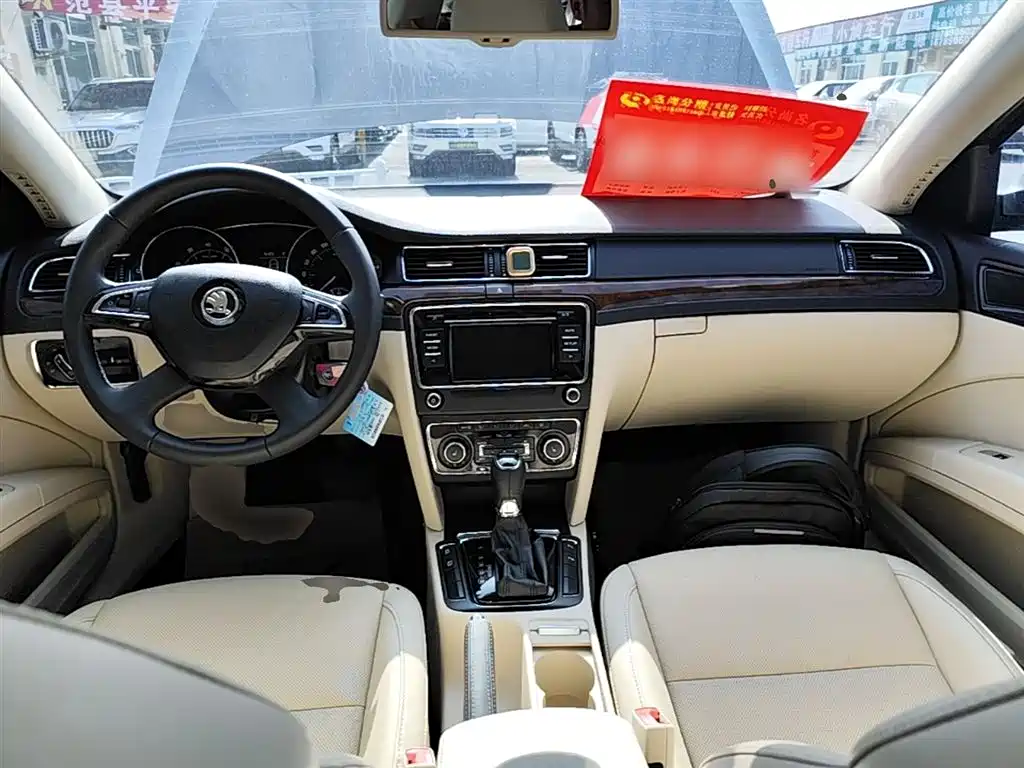 Škoda Superb 2013 1.8TSI Automatic Elegance Edition фото 10