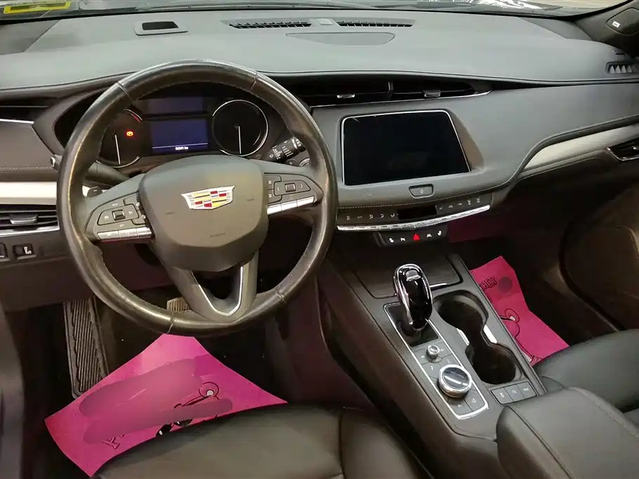 Cadillac XT4 2022 28T FWD Luxury фото 12