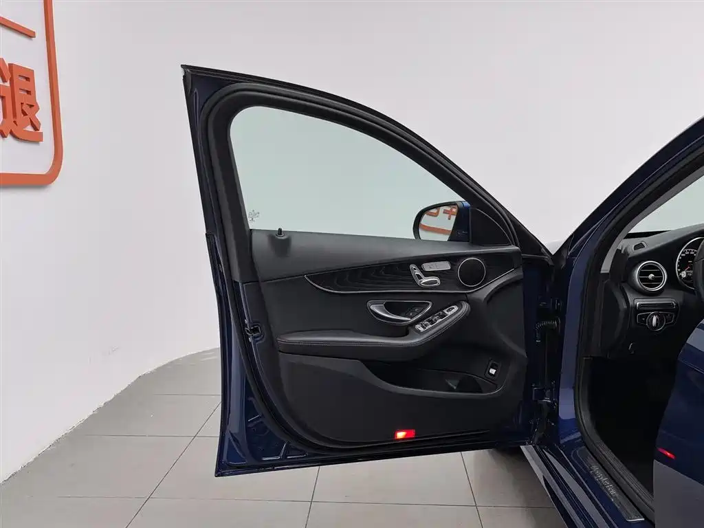 Mercedes-Benz C-Class (Import) 2019 C 260 Estate фото 8