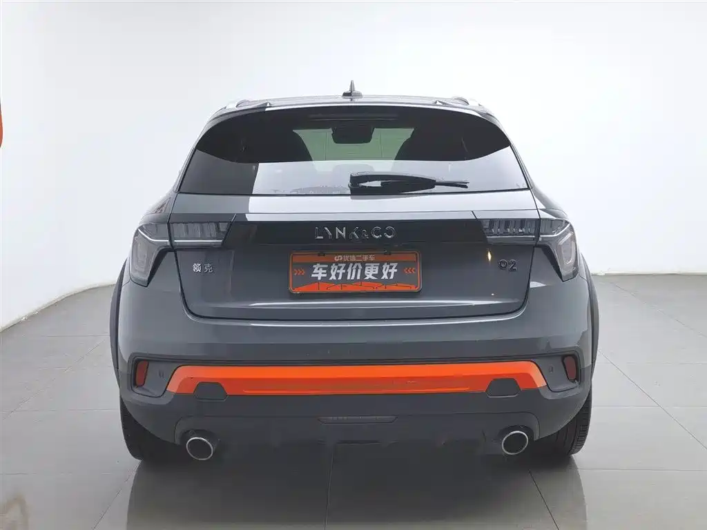 Lynk & Co 02 2020 1.5T DCT 2WD Shine Pro Edition фото 4