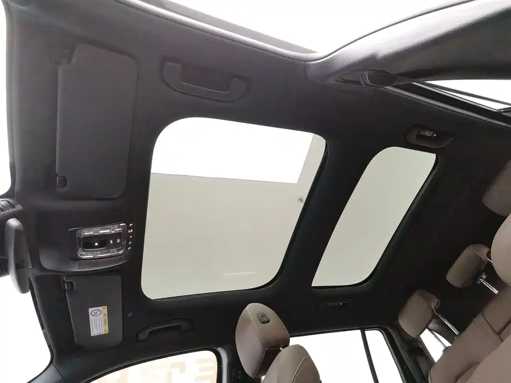 Mercedes-Benz GLB 2024 Facelift GLB 220 Dynamic фото 14