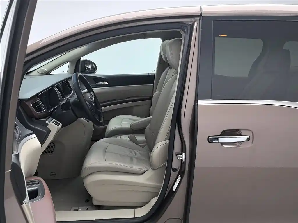 Buick GL8 2018 28T Luxury Model China VI фото 10