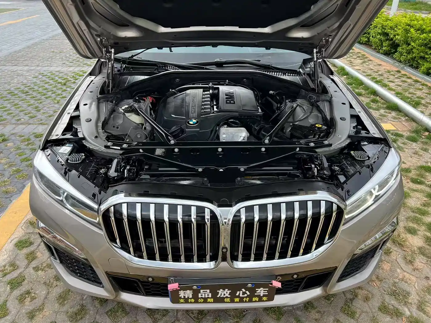 BMW 7 Series 2013 Model 740Li Luxury фото 10
