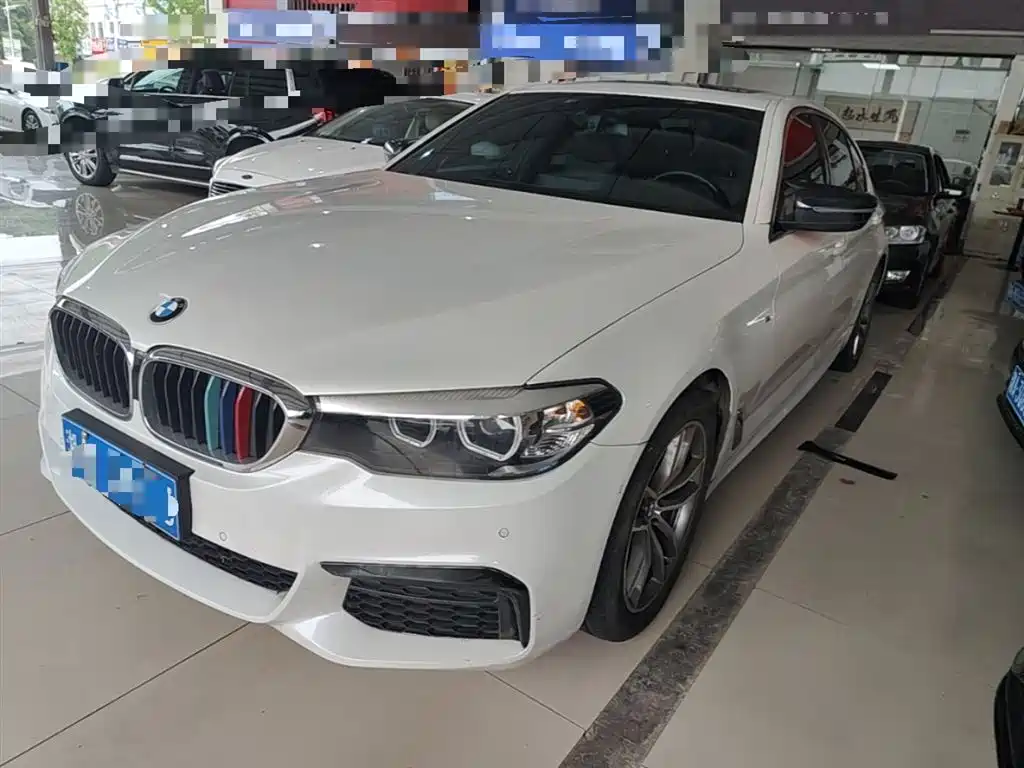 BMW 5 Series 2020 525Li M Sport Package