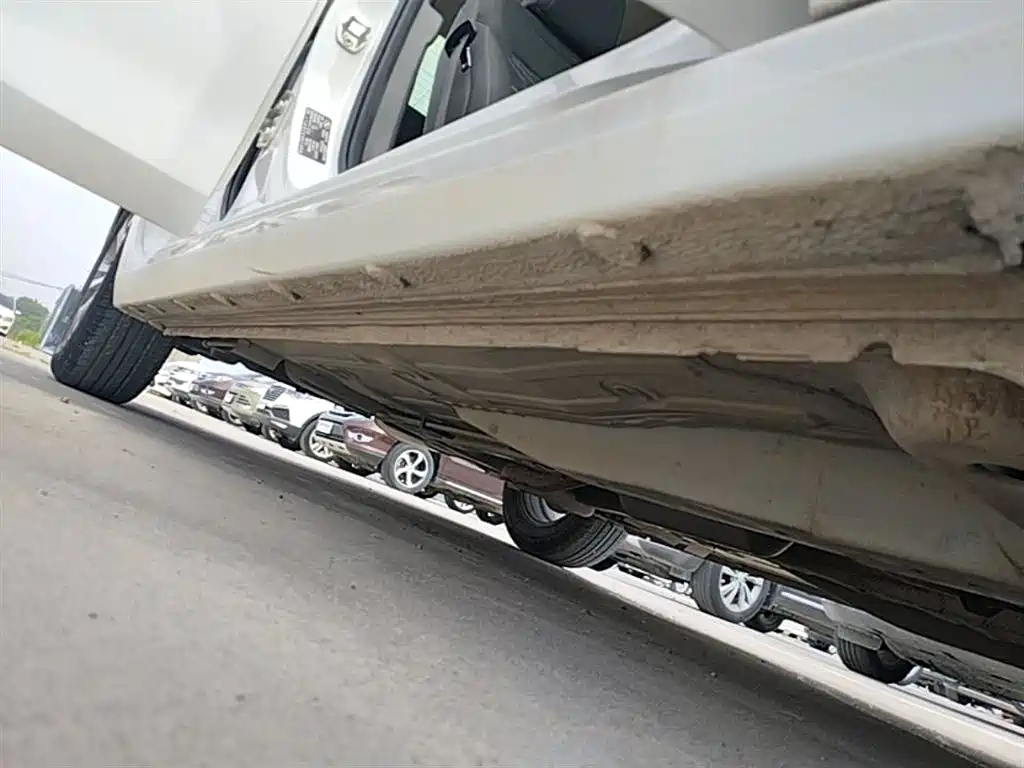 Chevrolet Cavalier 2018 320 Auto Enjoy Sunroof Edition фото 21