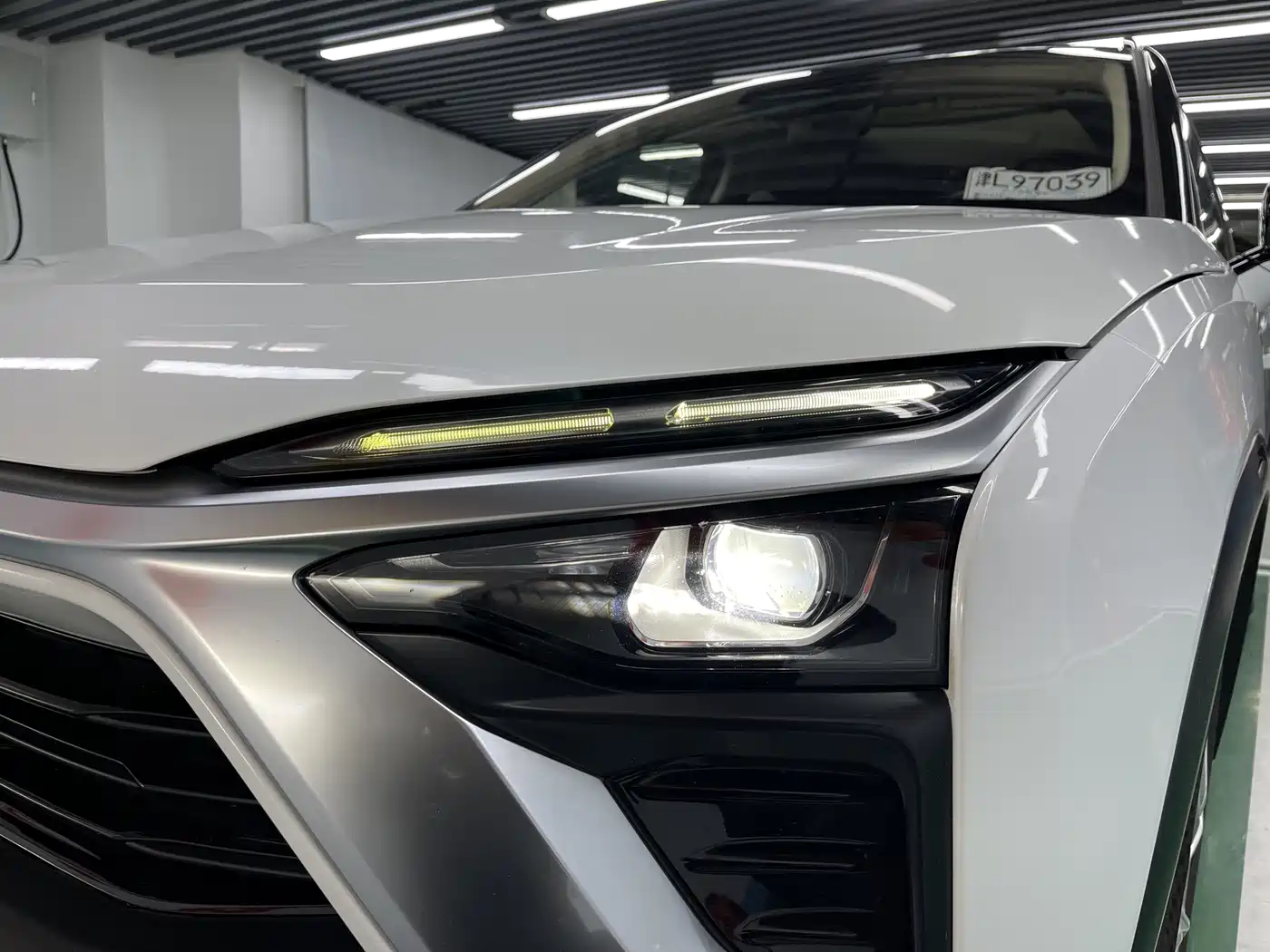 NIO ES8 2019 2018 355KM Base Model 7-Seater Version