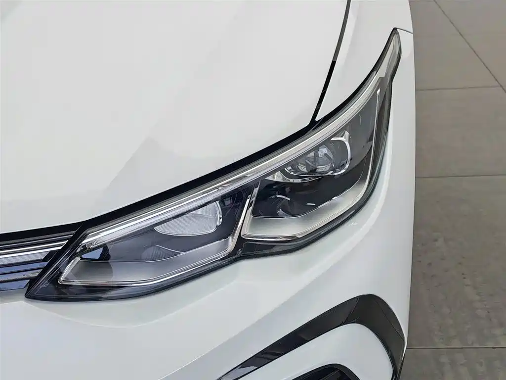Volkswagen Golf 2021 280TSI DSG R-Line фото 7