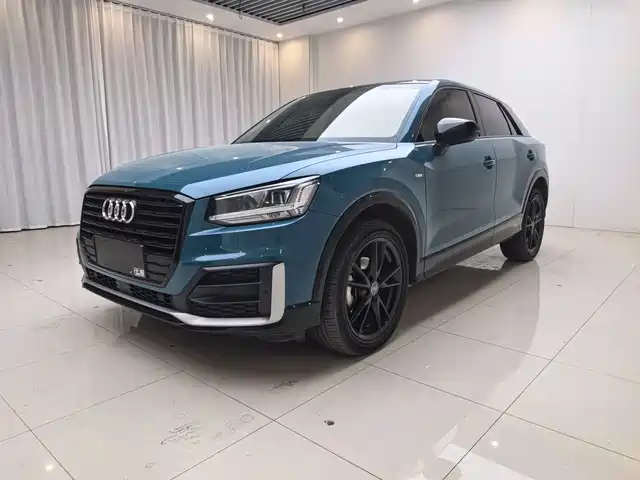 audi q2l
