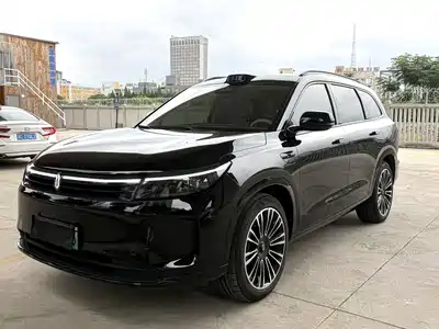 AITO M7