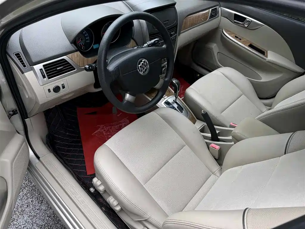 Buick Excelle 2015 1.5L Automatic Classic фото 6