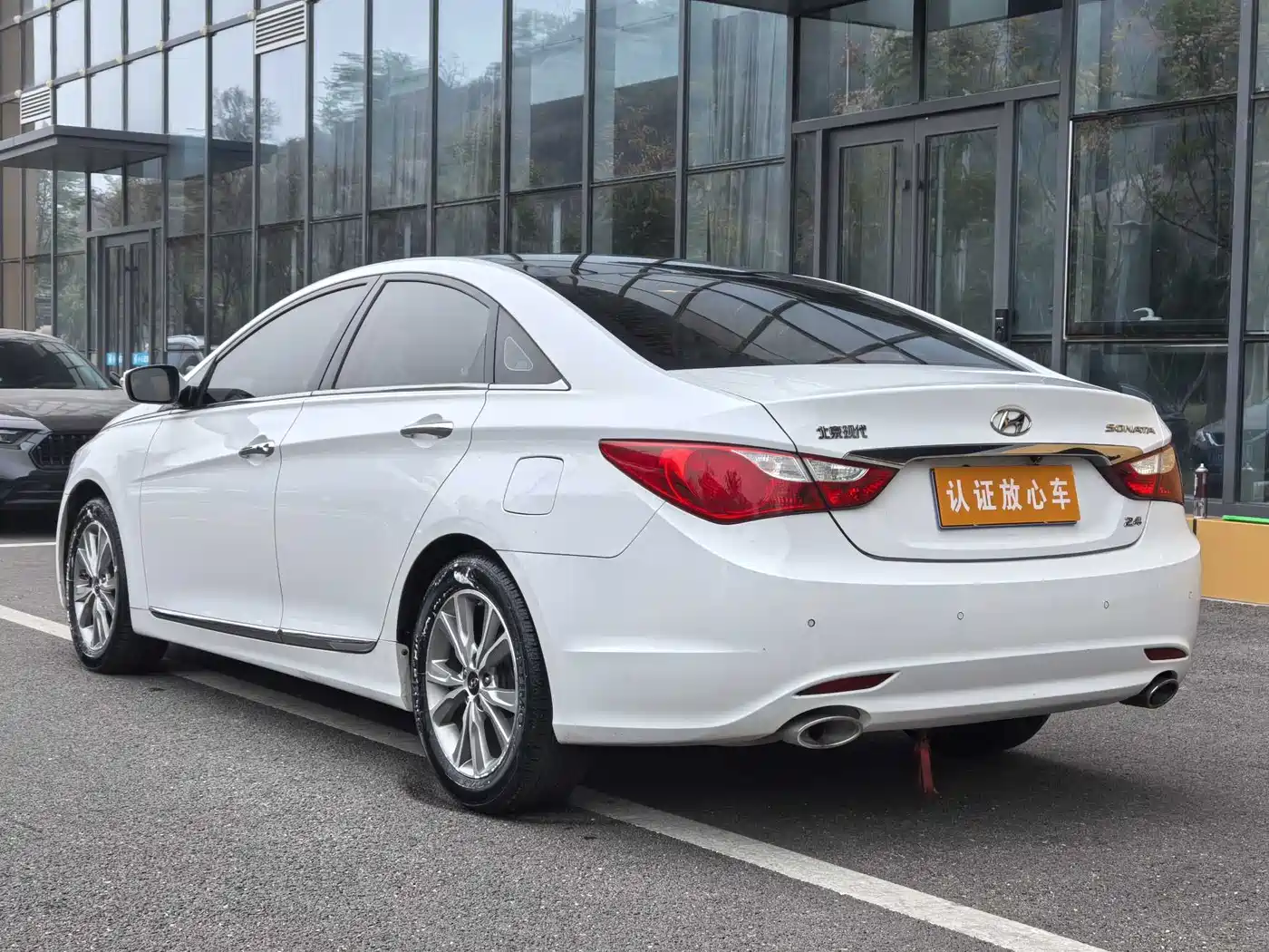 Hyundai Sonata 2014 2.4L Automatic Leading Edition China IV фото 6