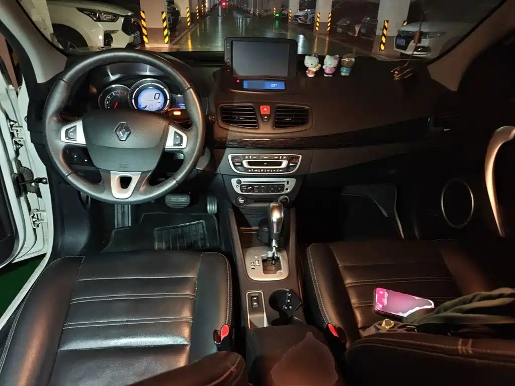 Renault Fluence 2015 2015 2.0L Fashion Edition