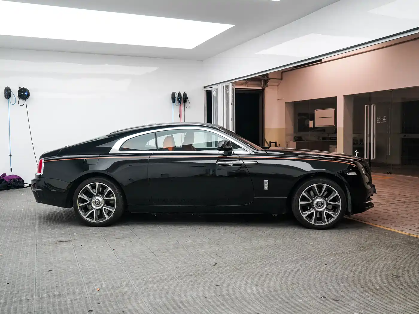 Rolls-Royce Wraith 2020 2018 6.6T Standard