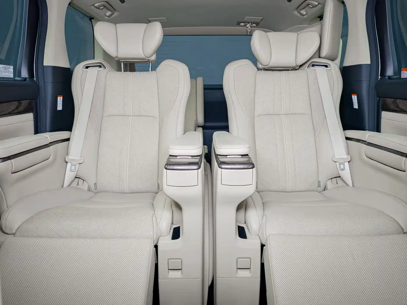 Toyota Alphard 2018 Facelift 3.5L Premium Edition фото 13