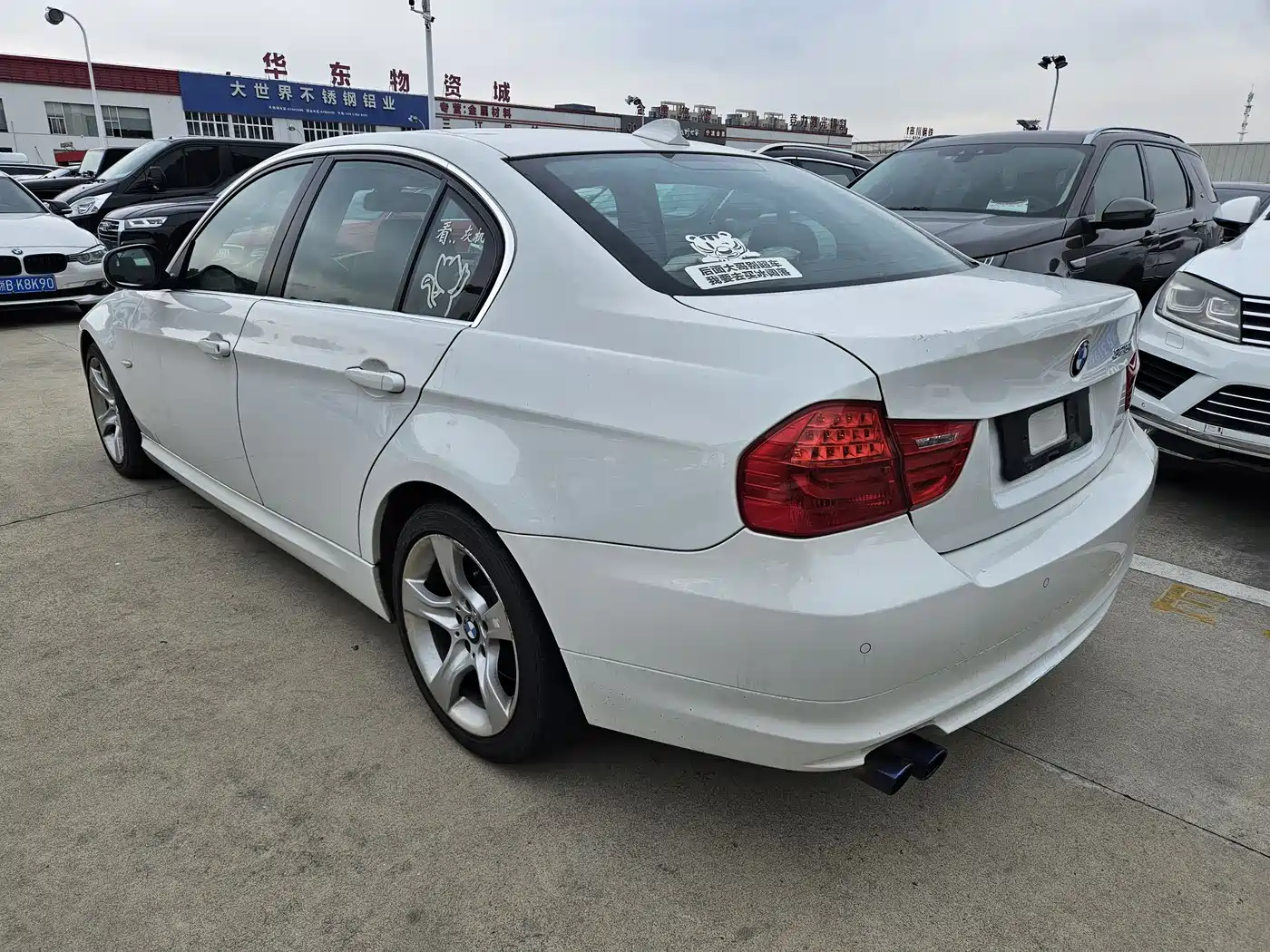 BMW 3 Series 2011 325i Luxury фото 10