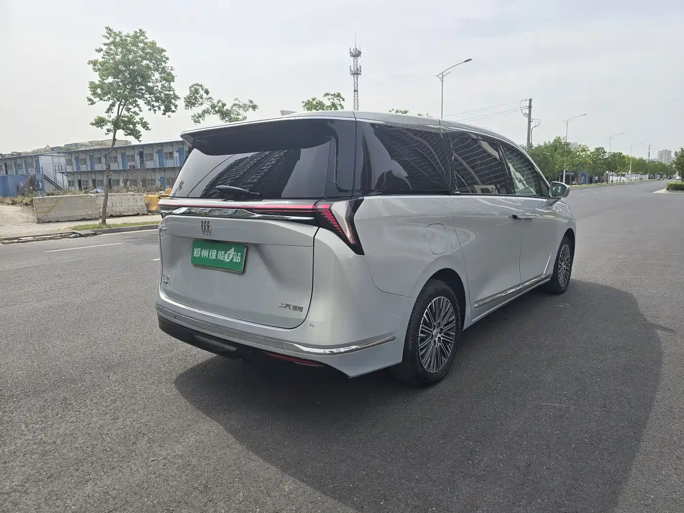 Buick GL8 New Energy 2024 Landglory Luxury Edition 7-Seater фото 9