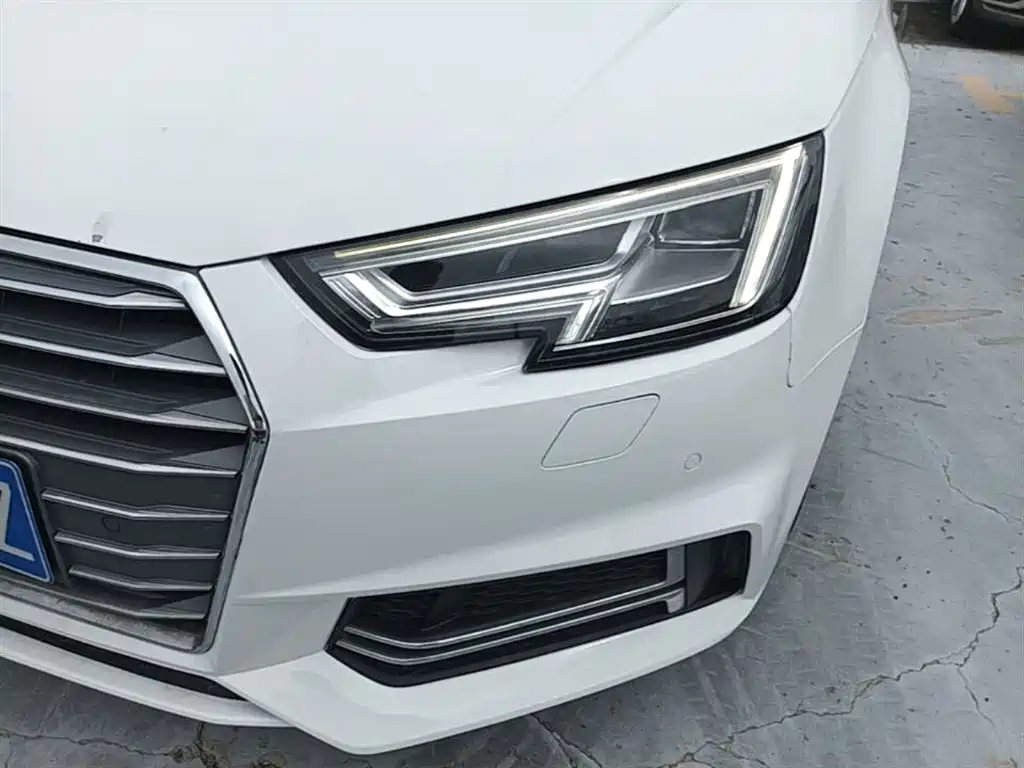 Audi A4L 2018 30th Anniversary 40 TFSI Fashion фото 24