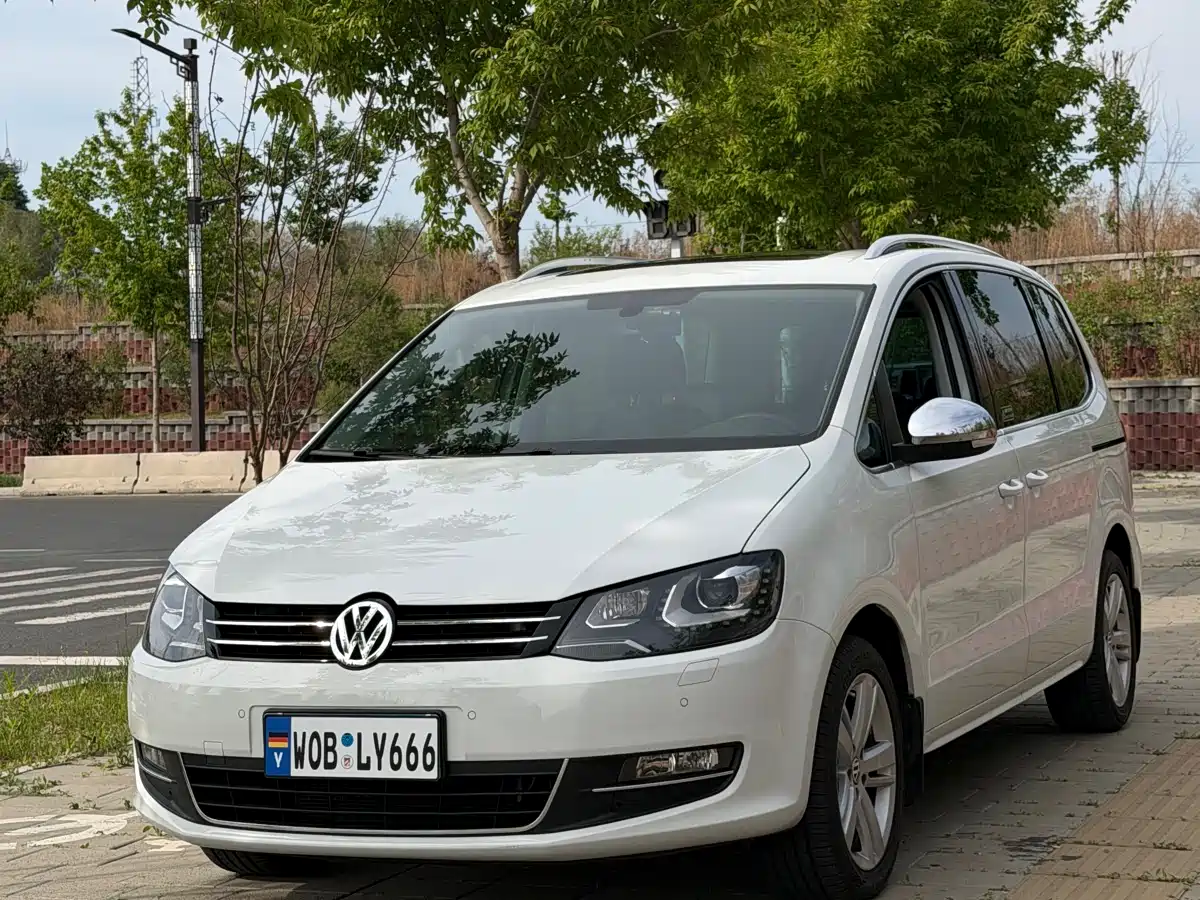 Volkswagen Sharan 2014 2.0TSI Comfort