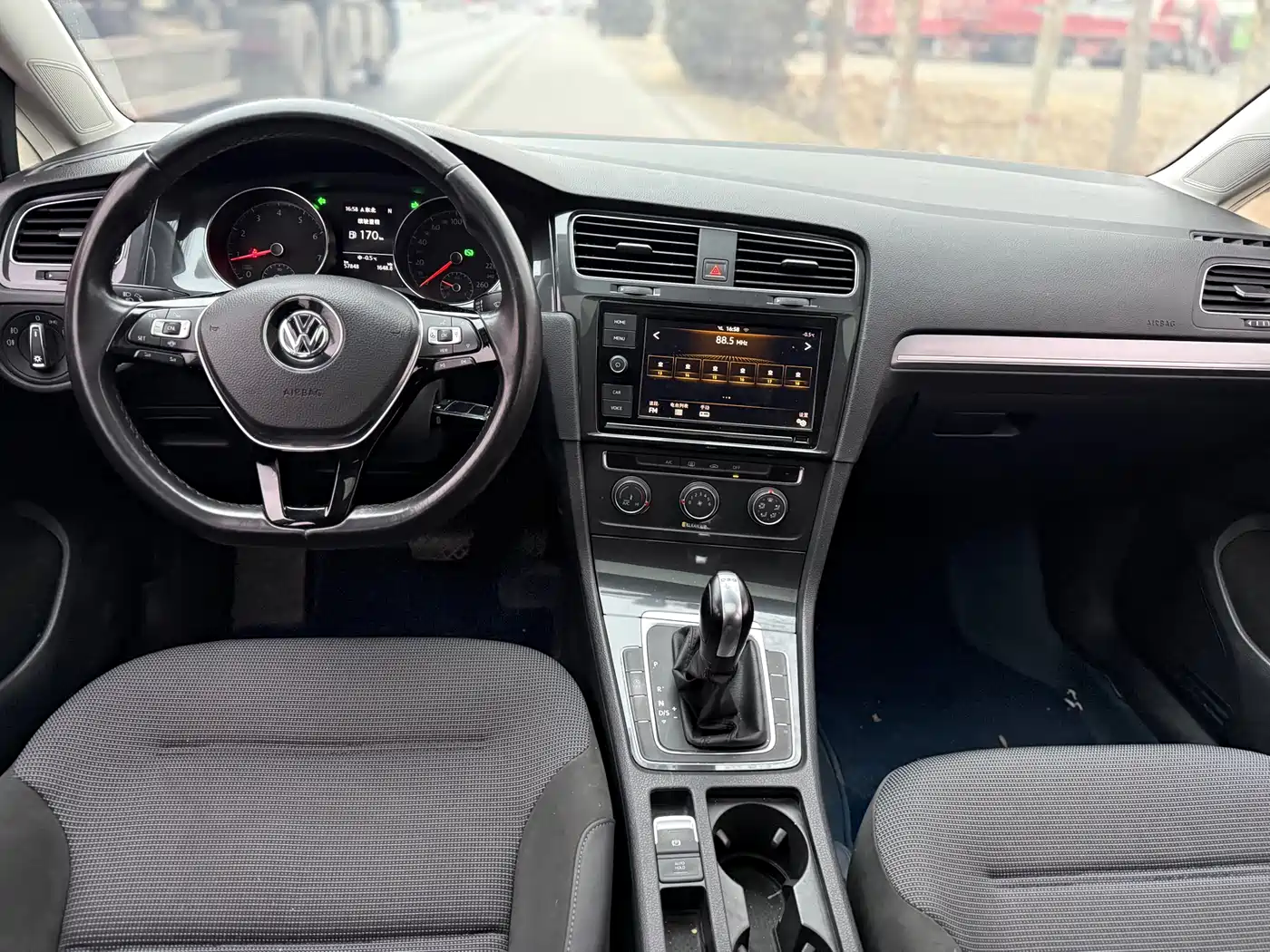 Volkswagen Golf 2019 280TSI DSG Comfort (China V) фото 7