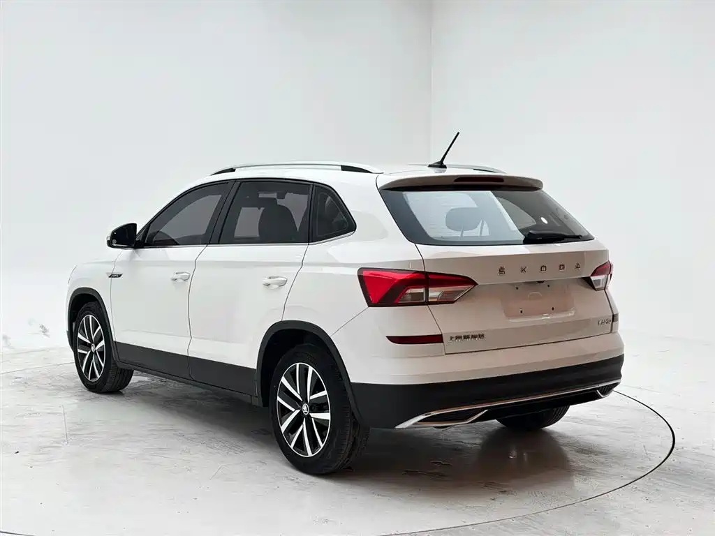 Škoda Kamiq 2022 1.5L Automatic Comfort Edition фото 4