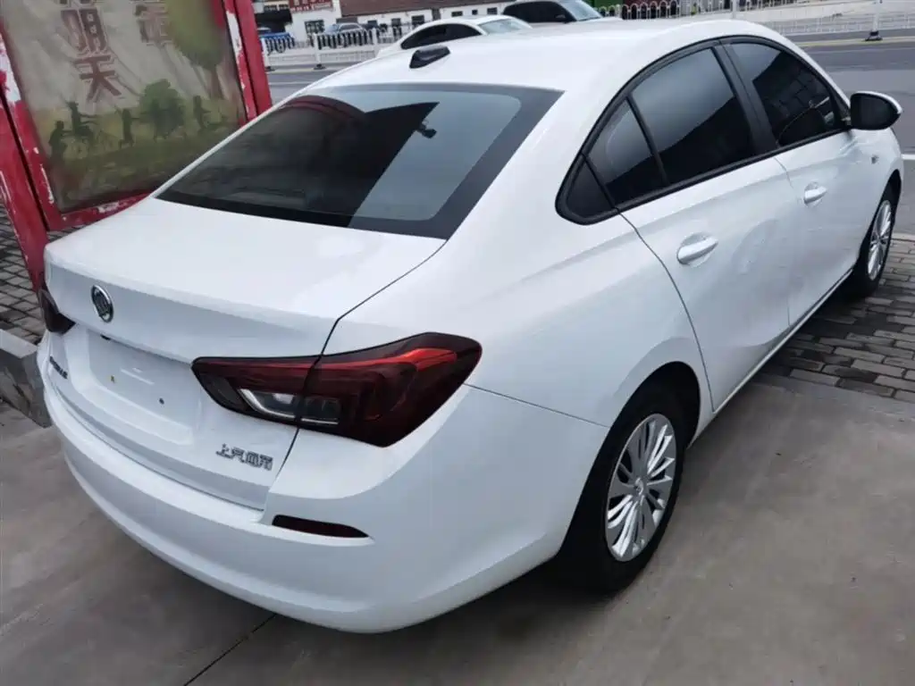 Buick Excelle 2020 15N CVT Elite фото 7
