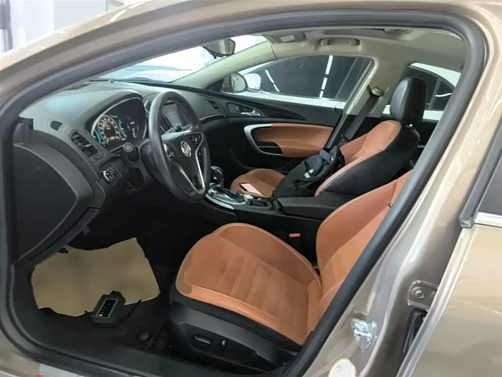 Buick Regal 2015 1.6T Elite Tech Edition фото 15