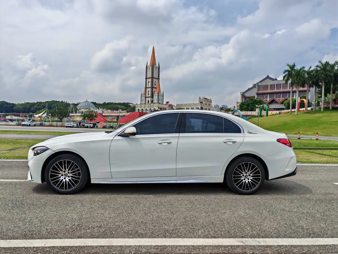 Mercedes-Benz C-Class 2023 C 260 L Sport фото 3