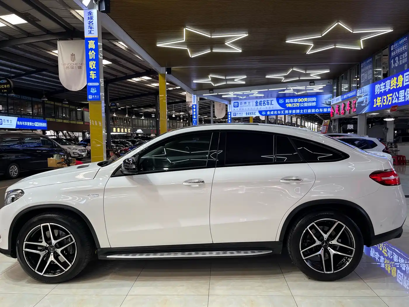 Mercedes-Benz GLE Coupe AMG 2017 AMG GLE 43 4MATIC Coupe SUV фото 4