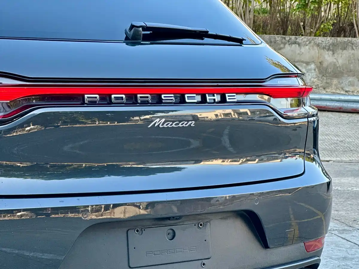 Porsche Macan 2018 Macan 2.0T фото 8
