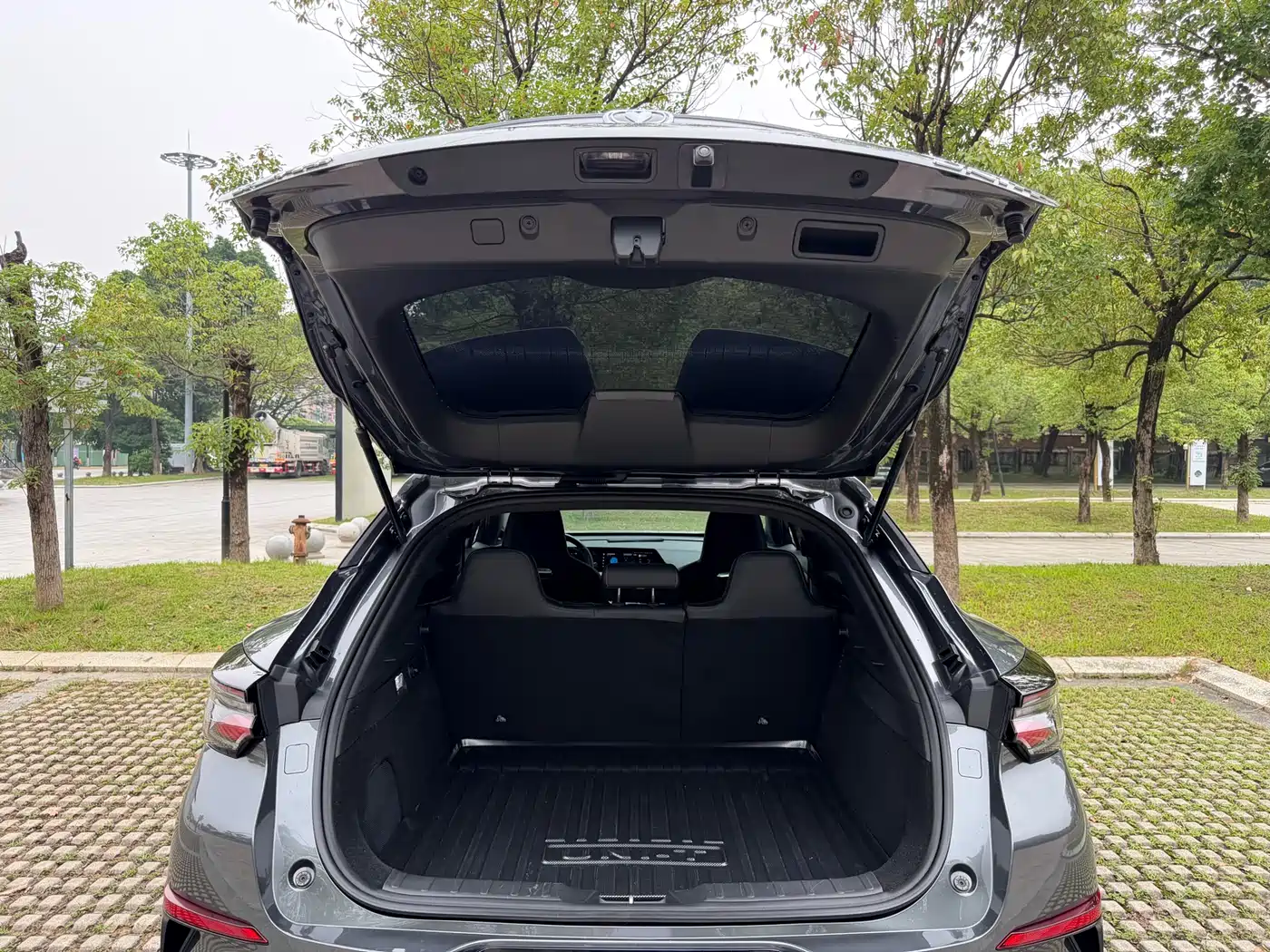 CHANGAN UNI-T