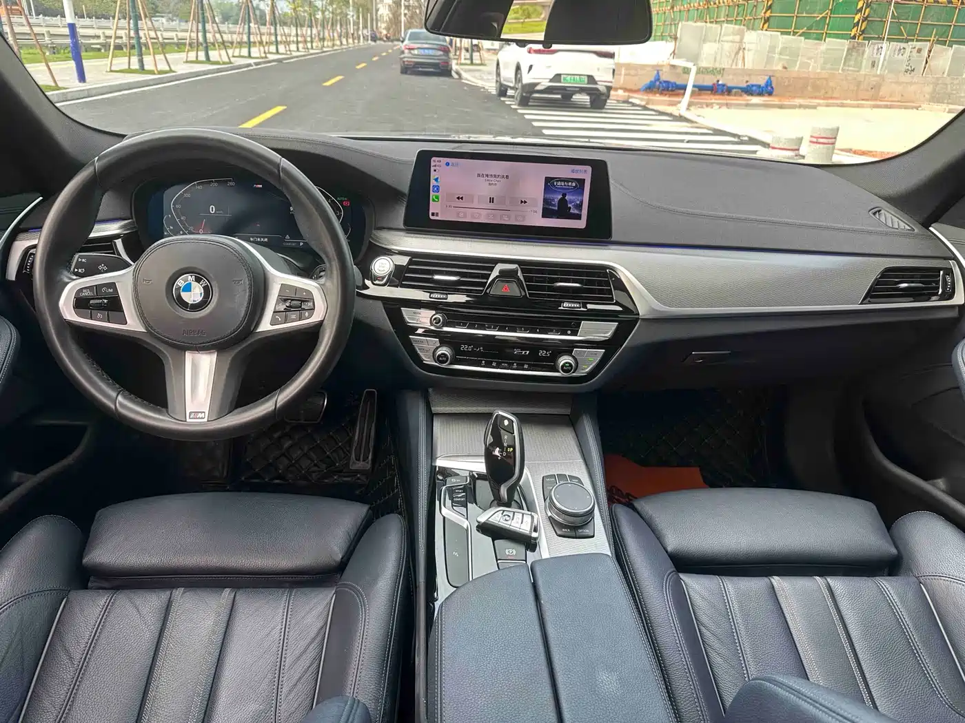 BMW 5 Series (Import) 2020 Model 525i M Sport Package фото 9