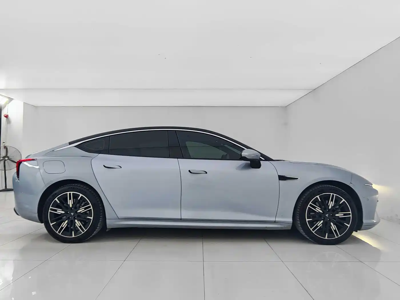 Nezha Auto Nezha S 2024 2024 Facelift Extended Range 1060 Lite Edition