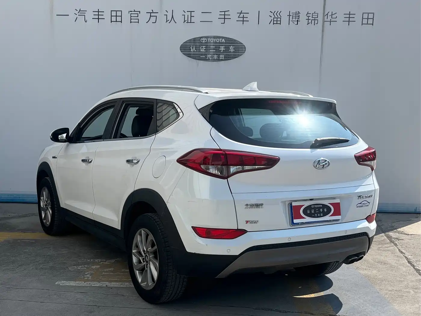 Hyundai Tucson 2015 1.6T Dual Clutch 2WD Smart фото 3
