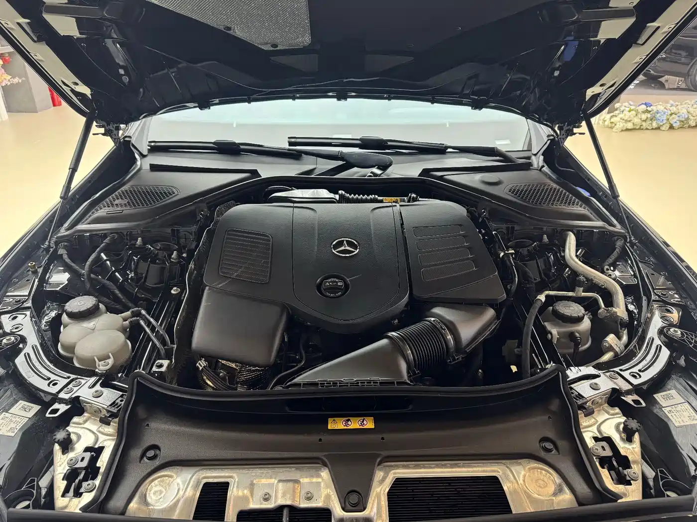 Mercedes-Benz E-Class 2024 Model E 300 L Luxury фото 18