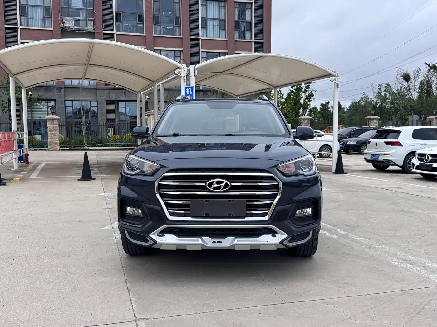 Hyundai Beijing Hyundai ix35 2018 2.0L Automatic 2WD Zhiyong·Enjoyment Edition фото 3