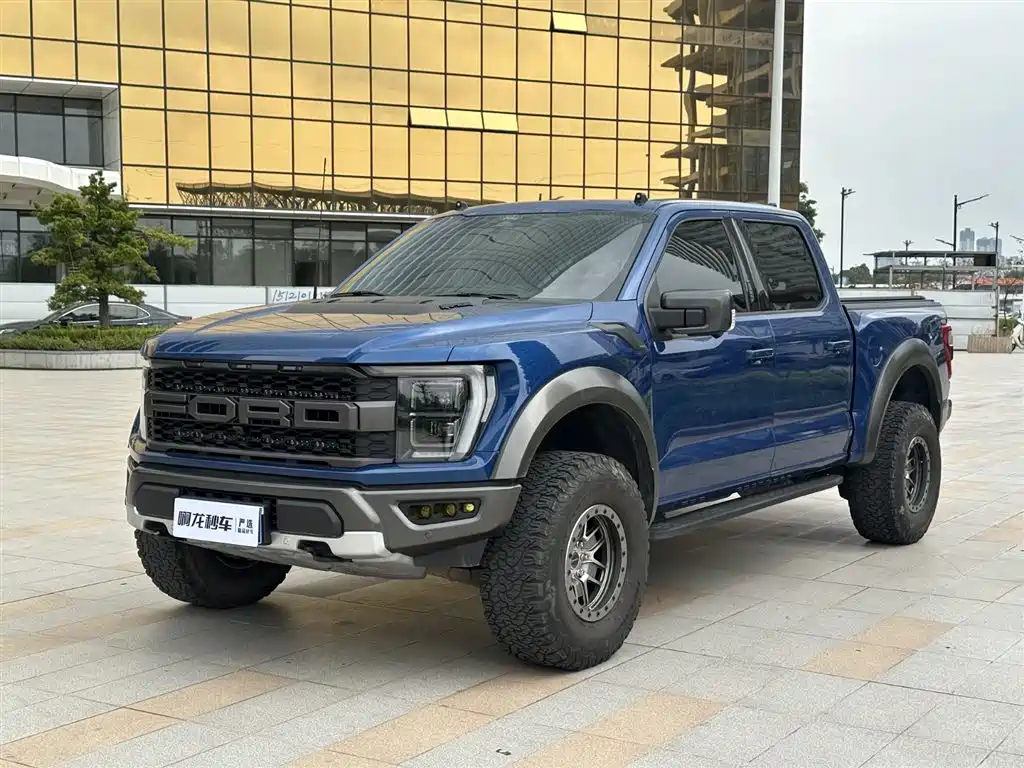 FORD F-150 RAPTOR