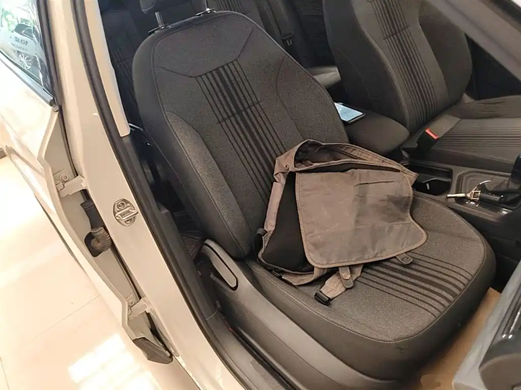Volkswagen Tharu 2020 280TSI 2WD Trend Edition China VI фото 25