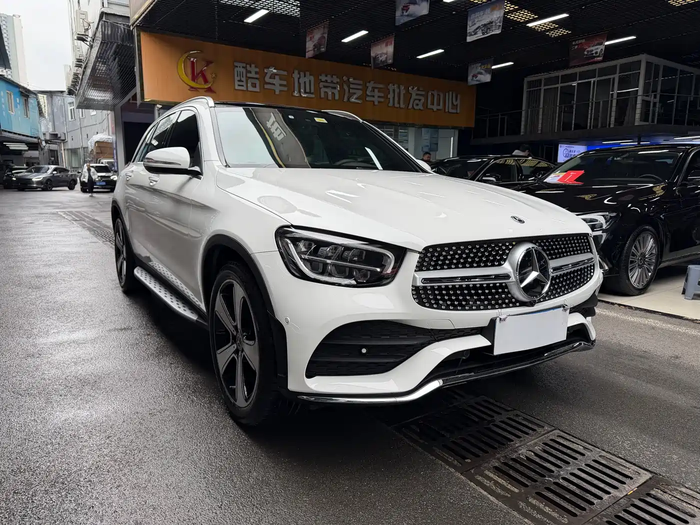 Mercedes-Benz GLC 2020 Facelift GLC 260 L 4MATIC Dynamic фото 2