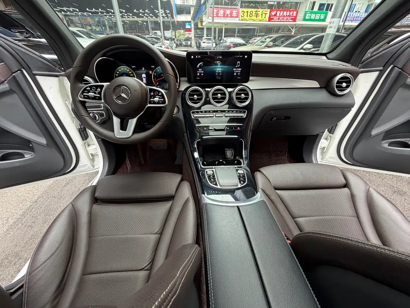 Mercedes-Benz GLC 2020 Facelift GLC 260 L 4MATIC Dynamic фото 21